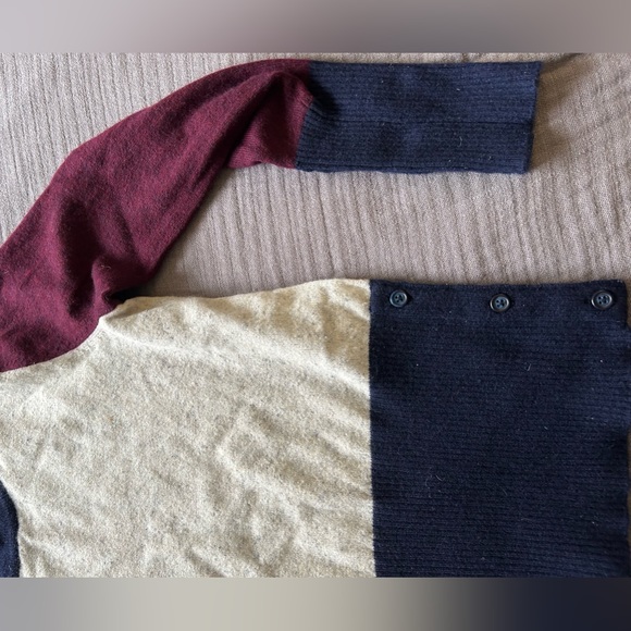 Aqua cashmere color block sweater size small - Picture 6 of 6